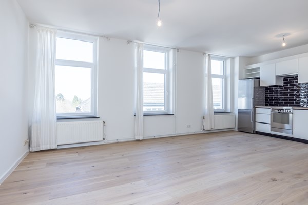 Foto - Te huur: Bedankt voor de grote belangstelling! Door het hoge aantal reacties is het momenteel niet meer mogelijk om te reageren op deze woning.

Uniek 3-slaapkamer appartement gelegen in centrum van Vaals.